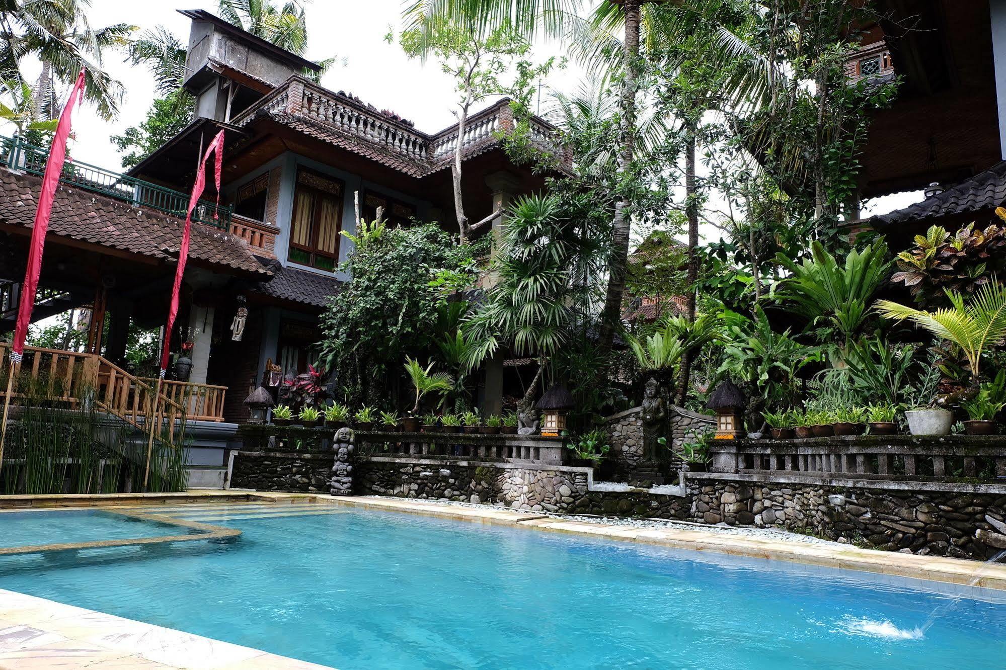 Ketut'S Place Bed & Breakfast Ubud Exterior photo