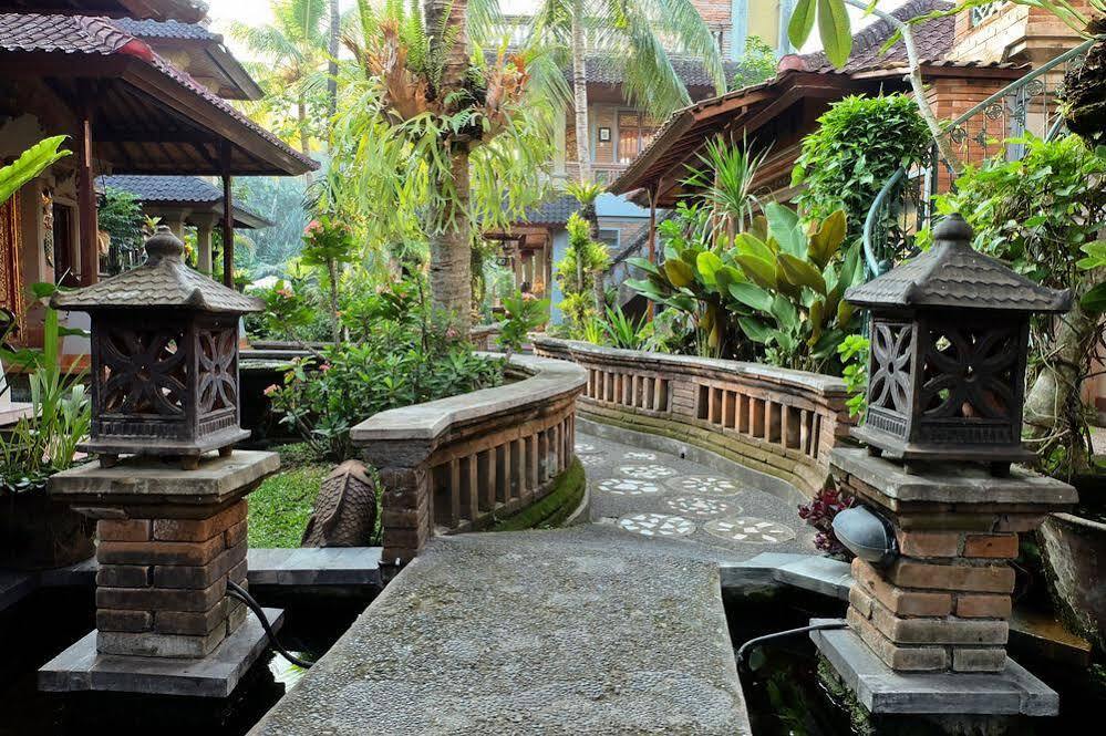 Ketut'S Place Bed & Breakfast Ubud Exterior photo