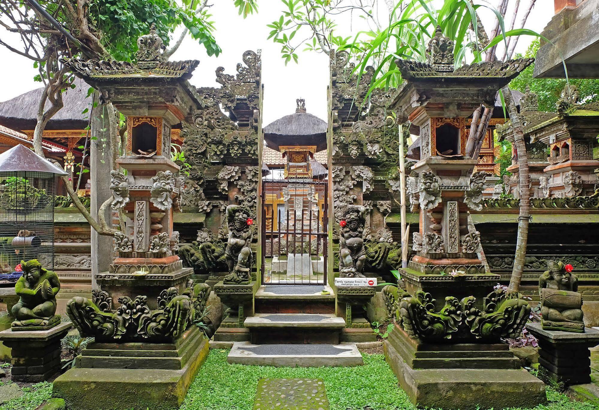 Ketut'S Place Bed & Breakfast Ubud Exterior photo