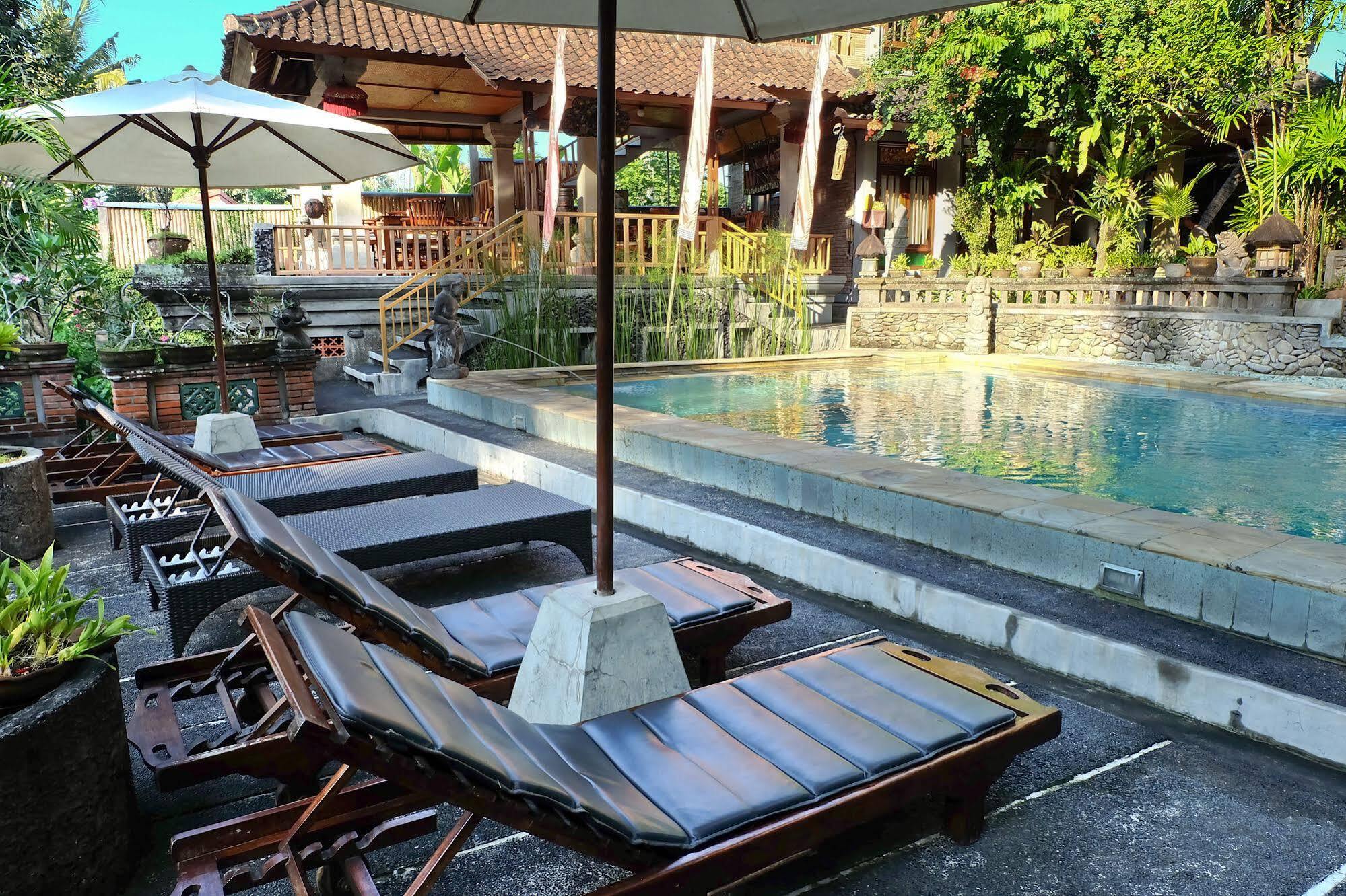 Ketut'S Place Bed & Breakfast Ubud Exterior photo