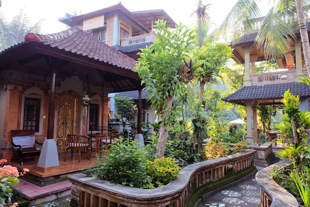 Ketut'S Place Bed & Breakfast Ubud Exterior photo