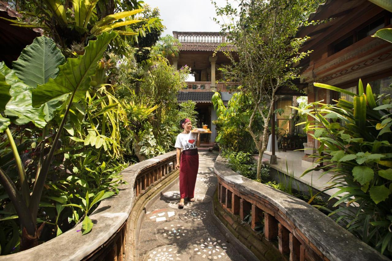 Ketut'S Place Bed & Breakfast Ubud Exterior photo